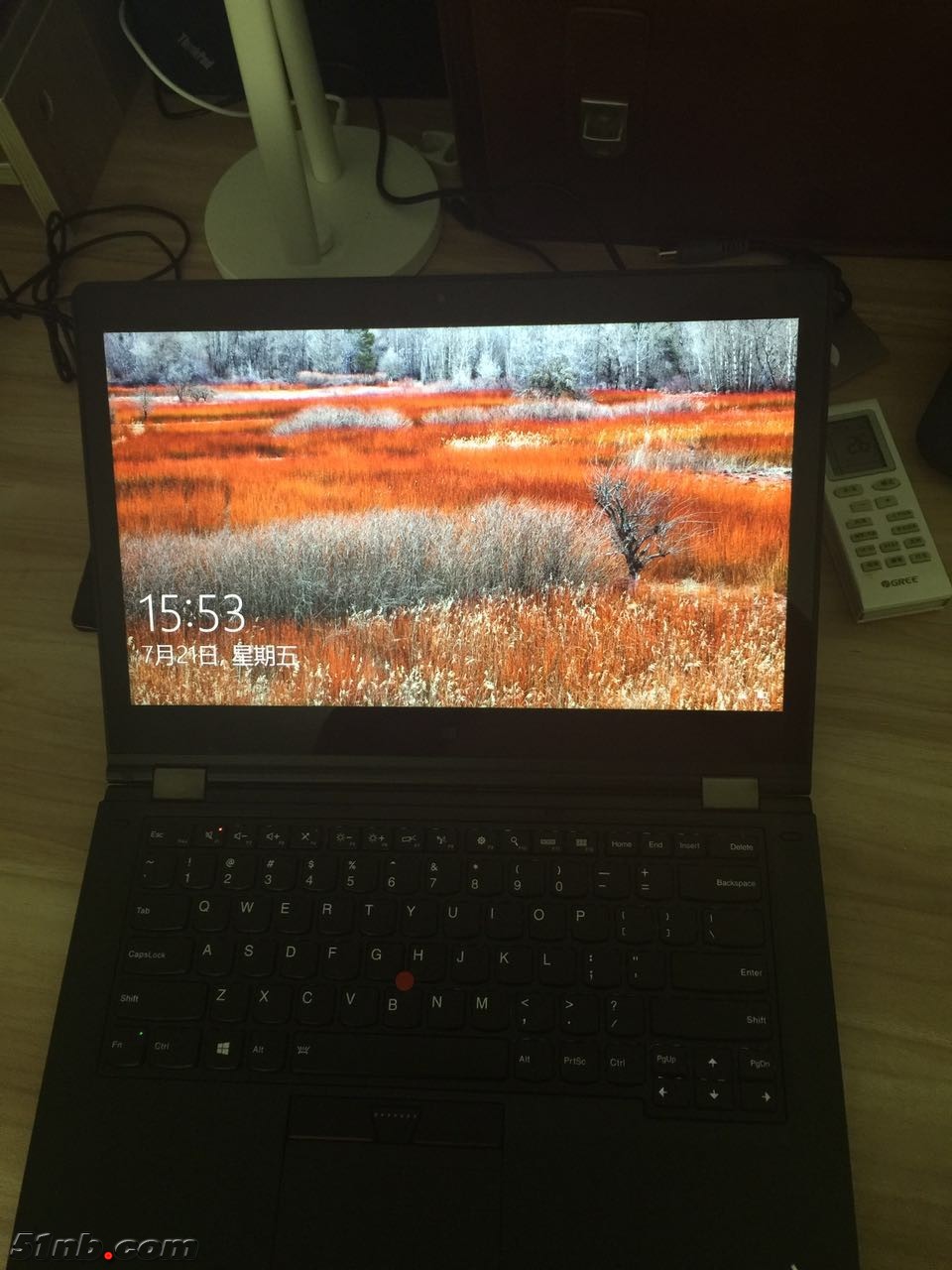 160504yy72wn7b0o797073.jpg