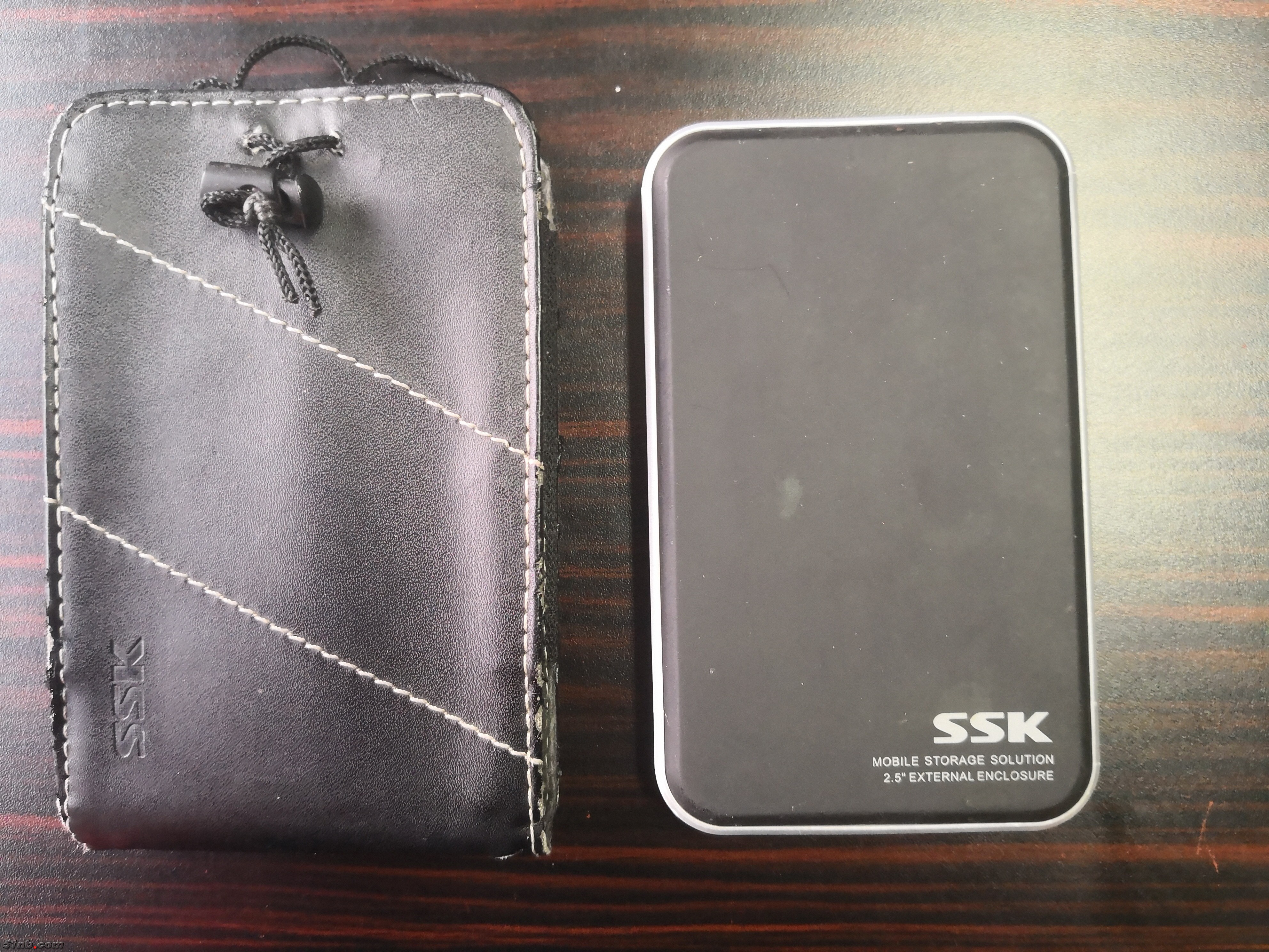 日立543232A_320G_2.5_7mm_P4_With_SSK_HE-T300_USB3.0.jpg