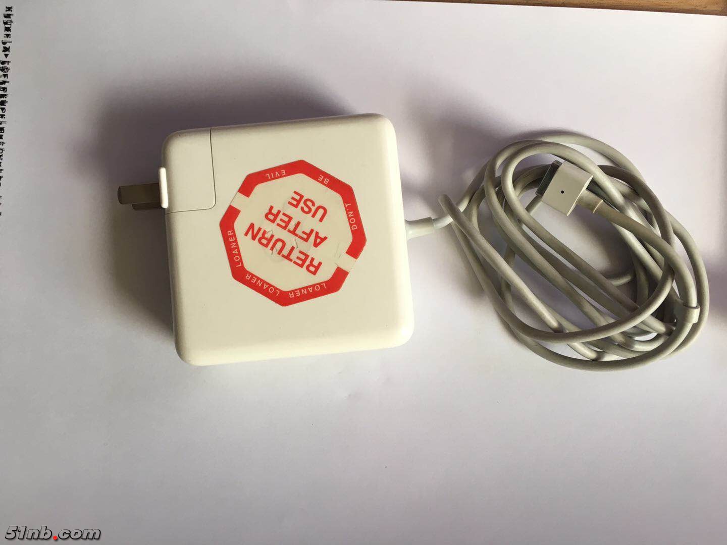 苹果电源-1.jpg