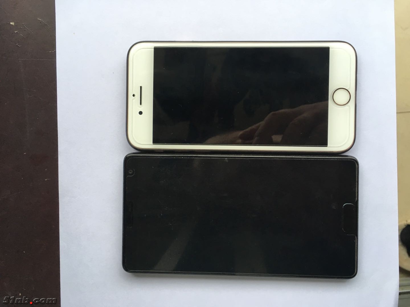 与苹果8尺寸对比