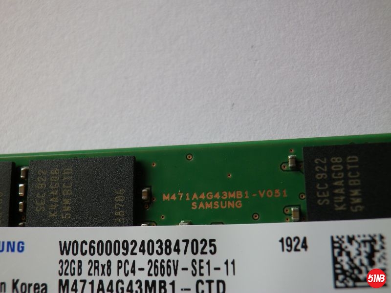 32G 3.jpg