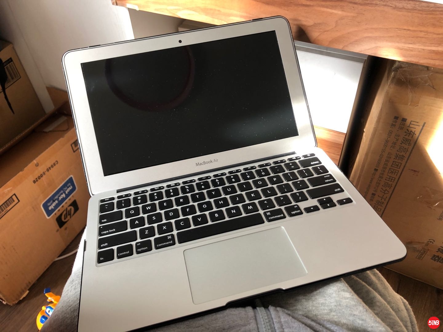 macbookair1.jpg