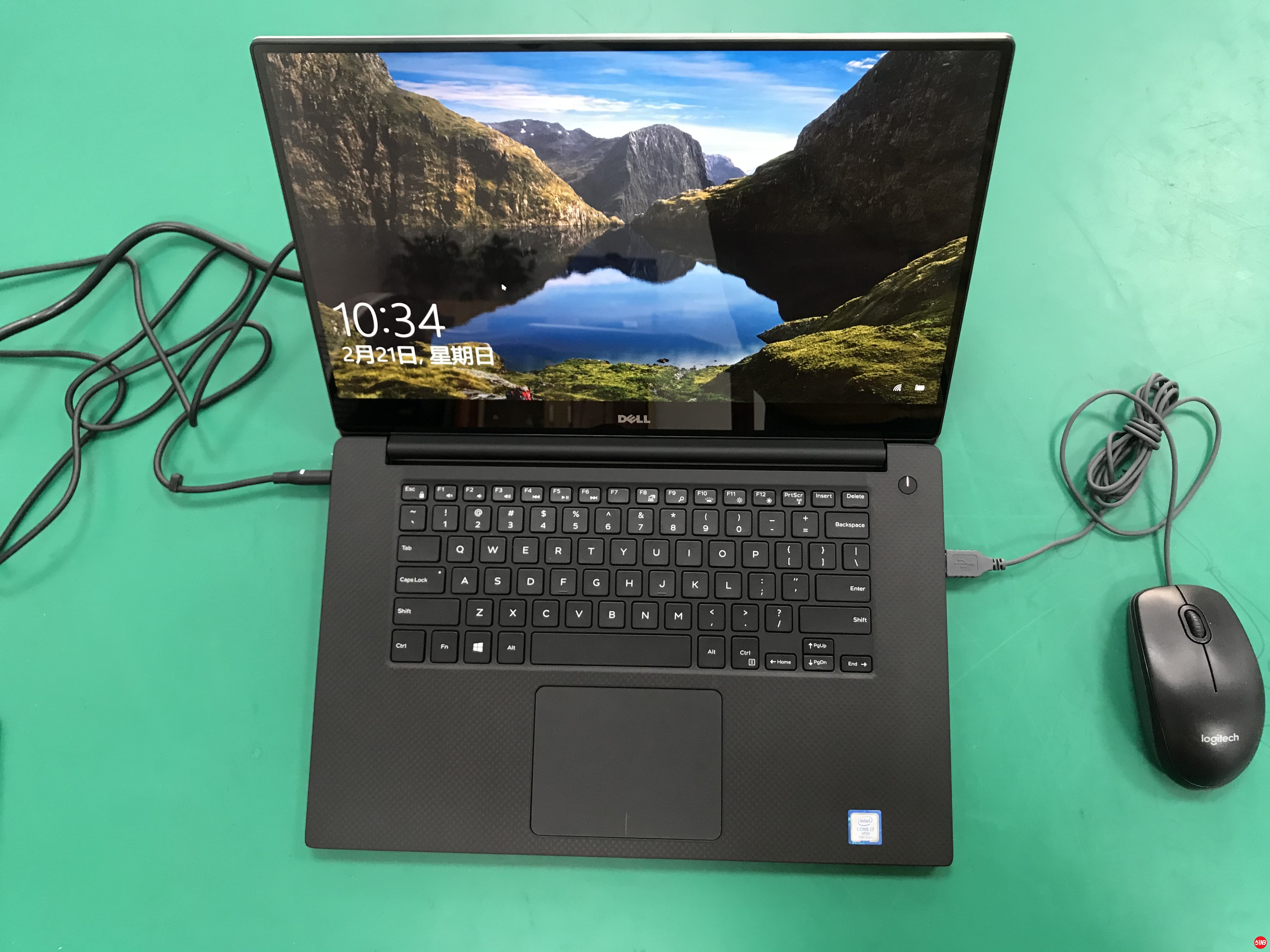 dell 5520-7.jpg